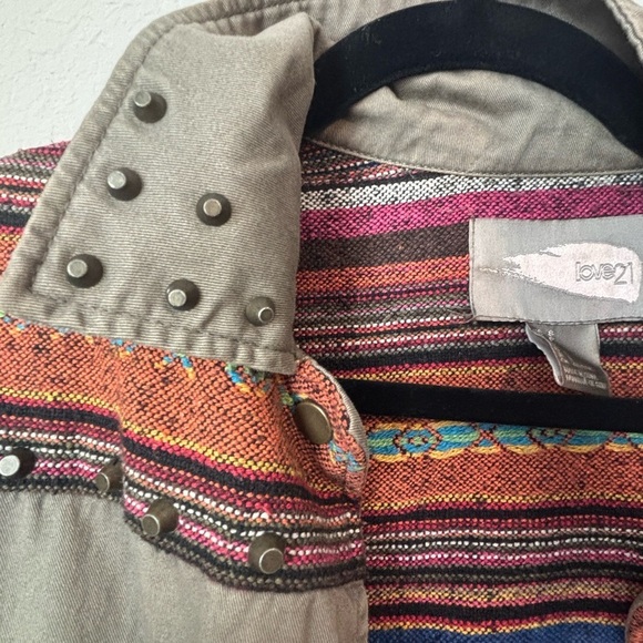 Love 21 Gray Utility Jacket with Unique Design - Picture 5 of 10